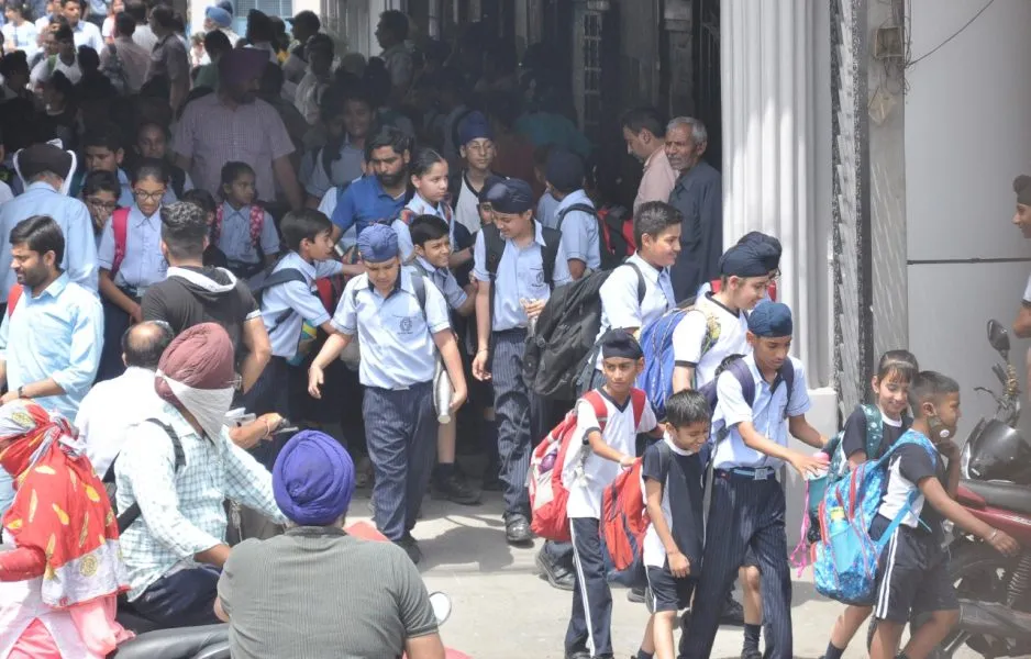 Punjab-school-class-students-children