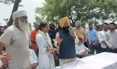 ਪੰਜਾਬ ਰਾਜ ਅਨੁਸੂਚਿਤ ਜਾਤੀਆਂ ਕਮਿਸ਼ਨ ਦੇ ਚੇਅਰਮੈਨ ਨੇ ਖੁੱਲ੍ਹੀ ਕਚਿਹਰੀ ਲਾ ਕੇ ਲੋਕਾਂ ਦੀਆਂ ਸਮੱਸਿਆਵਾਂ ਸੁਣੀਆਂ