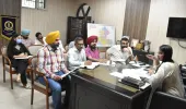 ਵਧੀਕ ਡਿਪਟੀ ਕਮਿਸ਼ਨਰ ਵੱਲੋਂ ਪਿੰਡਾਂ ’ਚ ਚੱਲ ਰਹੇ ਸੈਨੀਟੇਸ਼ਨ ਤੇ ਕੂੜਾ ਪ੍ਰਬੰਧਨ ਪ੍ਰਾਜੈਕਟਾਂ ਦੀ ਸਮੀਖਿਆ 