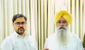 ਗੁਰਮੀਤ ਸਿੰਘ ਖੁੱਡੀਆਂ ਅਤੇ ਜੰਮੂ-ਕਸ਼ਮੀਰ ਦੇ ਮੰਤਰੀ ਸਤੀਸ਼ ਸ਼ਰਮਾ ਵੱਲੋਂ ਪਸ਼ੂਧਨ ਤੇ ਵਿਚਾਰ-ਚਰਚਾ