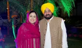  ਵਰ੍ਹੇਗੰਢ ’ਚ ਇਕੱਲੇ ਵਰ੍ਹੇ ਨੀ ਗੰਢੇ ਹੁੰਦੇ…ਸਬਰ, ਸਾਥ ਤੇ ਭਰੋਸੇ ਦੀਆਂ ਡੋਰਾਂ ਵੀ ਨਾਲ ਗੰਢੀਆਂ ਹੁੰਦੀਆਂ ਨੇ.. ਵਰ੍ਹੇਗੰਢ ਦੀਆਂ ਮੁਬਾਰਕਾਂ ਮਾਨ ਸਾਬ੍ਹ… 
