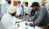 ਕੈਬਨਿਟ ਮੰਤਰੀ ਹਰਜੋਤ ਸਿੰਘ ਬੈਂਸ ਨੇ ਗ੍ਰਹਿ 2 ਆਰ.ਵੀ.ਆਰ ਵਿਖੇ ਲੋਕਾਂ ਦੀਆਂ ਸਮੱਸਿਆਵਾਂ ਸੁਣੀਆਂ