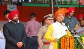 ਆਜ਼ਾਦੀ ਦਿਵਸ ਮੌਕੇ ਕੈਬਨਿਟ ਮੰਤਰੀ ਅਮਨ ਅਰੋੜਾ ਨੇ ਗੁਰੂ ਨਾਨਕ ਸਟੇਡੀਅਮ ਅੰਮ੍ਰਿਤਸਰ ਵਿਖੇ ਲਹਿਰਾਇਆ ਕੌਮੀ ਝੰਡਾ