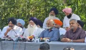 6 ਹਜ਼ਾਰ ਕਰੋੜ ਦੇ ਡਰੱਗ ਕੇਸ ਦੀ ਜਾਂਚ ਕਰਨ ਵਾਲੇ ED ਦੇ ਸਾਬਕਾ ਅਫਸਰ ਨਿਰੰਜਨ ਸਿੰਘ ਅੰਮ੍ਰਿਤਪਾਲ ਦੀ ਪਾਰਟੀ 'ਚ ਸ਼ਾਮਲ