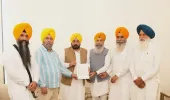 ਐਸ.ਆਈ.ਟੀ. ਜਾਂਚ ਦੀ ਮੰਗ ਨੂੰ ਲੈ ਕੇ ਸ਼੍ਰੋਮਣੀ ਅਕਾਲੀ ਦਲ (ਪੁਨਰ ਸੁਰਜੀਤ) ਦੇ ਵਫ਼ਦ ਨੇ ਮੁੱਖ ਮੰਤਰੀ ਭਗਵੰਤ ਸਿੰਘ ਮਾਨ ਨਾਲ ਕੀਤੀ ਮੁਲਾਕਾਤ