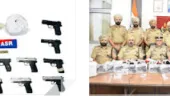 ਅੰਮ੍ਰਿਤਸਰ ਵਿੱਚ ਨਸ਼ੀਲੇ ਪਦਾਰਥ ਅਤੇ ਹਥਿਆਰ ਤਸਕਰੀ ਕਰਨ ਵਾਲੇ ਨੈੱਟਵਰਕਾਂ ਨਾਲ ਜੁੜੇ ਪੰਜ ਵਿਅਕਤੀ 13 ਪਿਸਤੌਲਾਂ ਅਤੇ 3.2 ਕਿਲੋ ਹੈਰੋਇਨ ਸਮੇਤ ਕਾਬੂ