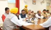 ਮੁੱਖ ਮੰਤਰੀ ਭਗਵੰਤ ਸਿੰਘ ਮਾਨ ਵੱਲੋਂ 'ਯੁੱਧ ਨਸ਼ਿਆਂ ਵਿਰੁੱਧ' ਮੁਹਿੰਮ ਬਾਰੇ ਉੱਚ-ਪੱਧਰੀ ਸਮੀਖਿਆ ਮੀਟਿੰਗ ਦੀ ਪ੍ਰਧਾਨਗੀ