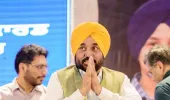  ‘ਮੁੱਖ ਮੰਤਰੀ ਸਿਹਤ ਯੋਜਨਾ’ ਤਹਿਤ ਬਣੇ 1.26 ਕਰੋੜ ਕਾਰਡਾਂ ਦੀ ਵੰਡ ਦੀ ਸ਼ੁਰੂਆਤ, 54 ਲੱਖ ਪਰਿਵਾਰਾਂ ਨੂੰ ਮਿਲੀ ਸਿਹਤ ਸੁਰੱਖਿਆ