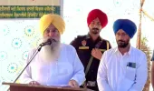 ਖੇਤੀਬਾੜੀ ਮੰਤਰੀ ਸ. ਗੁਰਮੀਤ ਸਿੰਘ ਖੁੱਡੀਆਂ ਨੇ  ਫ਼ਰੀਦਕੋਟ ਵਿਖੇ ਆਧੁਨਿਕ ਕਿਸਾਨ ਸਿਖਲਾਈ ਹਾਲ ਦਾ ਨੀਂਹ ਪੱਥਰ ਰੱਖਿਆ