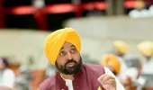 ‘ਵੋਟ-ਚੋਰੀ’ ਲੋਕਤੰਤਰ ਲਈ ਗੰਭੀਰ ਖ਼ਤਰਾ; ਐੱਸ.ਆਈ.ਆਰ. ਨੂੰ ਤੁਰੰਤ ਰੱਦ ਕੀਤਾ ਜਾਵੇ: ਮੁੱਖ ਮੰਤਰੀ ਭਗਵੰਤ ਸਿੰਘ ਮਾਨ