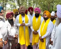 2.30 ਕਰੋੜ ਰੁਪਏ ਦੇ ਵਿਕਾਸ ਕਾਰਜਾਂ ਦੀ ਵਿਧਾਇਕ ਕੁਲਵੰਤ ਸਿੰਘ ਪੰਡੋਰੀ ਅਤੇ ਚੇਅਰਮੈਨ ਦਲਵੀਰ ਸਿੰਘ ਢਿੱਲੋਂ ਵੱਲੋਂ ਸ਼ੁਰੂਆਤ