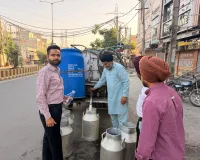 ਪੰਜਾਬ ਭਰ ਵਿੱਚ ਦੋ-ਰੋਜ਼ਾ ਮਿਲਕ ਸੈਂਪਲਿੰਗ ਮੁਹਿੰਮ ਚਲਾਈ; ਸਿਹਤ ਮੰਤਰੀ ਨੇ ਮਿਲਾਵਟਖ਼ੋਰਾਂ ਨੂੰ ਦਿੱਤੀ ਚੇਤਾਵਨੀ