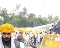 ਸੰਸਦ ਮੈਂਬਰ ਅੰਮ੍ਰਿਤਪਾਲ ਸਿੰਘ ਦੀ ਰਿਹਾਈ ਲਈ ਪ੍ਰਦਰਸ਼ਨ, ਚੰਡੀਗੜ੍ਹ-ਮੋਹਾਲੀ ਬਾਰਡਰ 'ਤੇ ਹੰਗਾਮਾ, CM ਕੋਠੀ ਵੱਲ ਵਧੇ ਸਮਰਥਕ