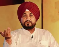 ਚੰਨੀ ਨੂੰ ਆਇਆ ਹਾਈਕਮਾਂਡ ਤੋਂ ਫ਼ੋਨ,ਵੜਿੰਗ ਦੀ ਪ੍ਰਧਾਨਗੀ 'ਤੇ ਖ਼ਤਰਾ?  