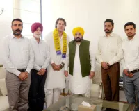 'ਆਪ' ਹੋਈ ਹੋਰ ਮਜ਼ਬੂਤ  ਅੰਤਰਰਾਸ਼ਟਰੀ ਕ੍ਰਿਕਟ ਖਿਡਾਰੀ ਮਨਪ੍ਰੀਤ ਸਿੰਘ ਗੋਨੀ ਪਾਰਟੀ 'ਚ ਸ਼ਾਮਿਲ.. 