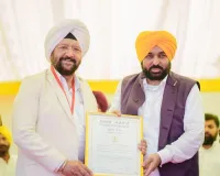 ਮੁੱਖ ਮੰਤਰੀ ਭਗਵੰਤ ਸਿੰਘ ਮਾਨ ਨੇ 29 ਉੱਘੀਆਂ ਸ਼ਖਸੀਅਤਾਂ ਨੂੰ ਸਟੇਟ ਐਵਾਰਡ ਨਾਲ ਕੀਤਾ ਸਨਮਾਨਿਤ