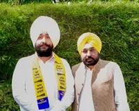 ਟਕਸਾਲੀ ਅਕਾਲੀ ਆਗੂ ਰਣਤੇਜ ਸਿੰਘ ਪੋਵਾਰ 'ਆਪ' ਵਿੱਚ ਸ਼ਾਮਲ