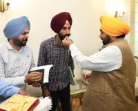 ਮੁੱਖ ਮੰਤਰੀ ਭਗਵੰਤ ਸਿੰਘ ਮਾਨ ਨਾਲ ਮੀਟਿੰਗ ਤੋਂ ਬਾਅਦ ਪਟਵਾਰ ਯੂਨੀਅਨ ਨੇ ਆਪਣੀ ਹੜਤਾਲ ਵਾਪਸ ਲਈ