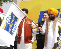 ਮੁੱਖ ਮੰਤਰੀ ਭਗਵੰਤ ਸਿੰਘ ਮਾਨ ਨੇ ‘ਯੁੱਧ ਨਸ਼ਿਆਂ ਵਿਰੁੱਧ’ ਮੁਹਿੰਮ ਨੂੰ ਫੈਸਲਾਕੁੰਨ ਪੜਾਅ ’ਤੇ ਲਿਜਾਂਦਿਆਂ ਬਾਈਕ ਰੈਲੀ ਨੂੰ ਝੰਡੀ ਦਿਖਾ ਕੇ ਰਵਾਨਾ ਕੀਤਾ