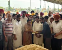 ਕੈਬਨਿਟ ਮੰਤਰੀ ਡਾ. ਬਲਜੀਤ ਕੌਰ ਨੇ ਮਲੋਟ ਮੰਡੀ ਵਿਖੇ ਝੋਨੇ ਦੀ ਸਰਕਾਰੀ ਖਰੀਦ ਦੀ ਕਰਵਾਈ ਸ਼ੁਰੂਆਤ   