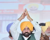 ਜੇਕਰ ਵਿਰੋਧੀ ਸੱਤਾ ਵਿੱਚ ਆਏ ਤਾਂ ਕਲੀਨਿਕ, ਸਿਹਤ ਯੋਜਨਾ, ਔਰਤਾਂ ਲਈ 1,000 ਰੁਪਏ ਦੀ ਸਹਾਇਤਾ ਅਤੇ ਮੁਫ਼ਤ ਬੱਸ ਸਫ਼ਰ ਬੰਦ ਕਰ ਦੇਣਗੇ
