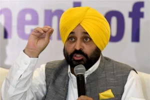 ਮੁੱਖ ਮੰਤਰੀ ਵੱਲੋਂ ਐਨ.ਆਰ.ਆਈਜ਼ ਦੀ ਜ਼ਮੀਨ ਦਾ ਰਿਕਾਰਡ ਅਤੇ ਸ਼ਿਕਾਇਤਾਂ ਦਾ ਪਤਾ ਲਾਉਣ ਲਈ ਵੱਟਸਐਪ ਨੰਬਰ 9464100168 ਦੀ ਸ਼ੁਰੂਆਤ