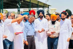 ਕੈਬਨਿਟ ਮੰਤਰੀ ਲਾਲਜੀਤ ਸਿੰਘ ਭੁੱਲਰ ਨੇ ਪੱਟੀ ਦੀਆਂ ਮੰਡੀਆਂ ਵਿੱਚ ਕਣਕ ਦੀ ਖ਼ਰੀਦ ਸ਼ੁਰੂ ਕਰਵਾਈ