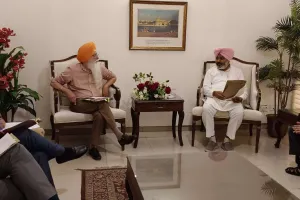 ਵਿੱਤ ਮੰਤਰੀ ਚੀਮਾ ਤੇ ਸਥਾਨਕ ਸਰਕਾਰਾਂ ਮੰਤਰੀ ਨਿੱਜਰ ਵੱਲੋਂ ਅਵਾਰਾ ਪਸ਼ੂਆਂ ਦੇ ਮੁੱਦਿਆਂ ਨਾਲ ਸਾਂਝੇ ਤੌਰ ‘ਤੇ ਨਜਿੱਠਣ ਲਈ ਅੰਤਰ-ਵਿਭਾਗੀ ਮੀਟਿੰਗ