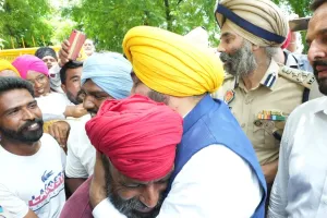ਮੁੱਖ ਮੰਤਰੀ ਭਗਵੰਤ ਮਾਨ ਦੇ ਦਿਸ਼ਾ-ਨਿਰਦੇਸ਼ਾਂ ‘ਤੇ ਹੜ੍ਹ ਪ੍ਰਭਾਵਿਤ ਇਲਾਕਿਆਂ ਵਿੱਚ 24 ਘੰਟੇ ਜੰਗੀ ਪੱਧਰ ’ਤੇ ਰਾਹਤ ਕਾਰਜ ਜਾਰੀ