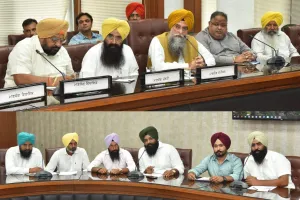 ਸਪੀਕਰ ਕੁਲਤਾਰ ਸਿੰਘ ਸੰਧਵਾਂ ਵੱਲੋਂ ਫਿਰੋਜ਼ਪੁਰ ਪੱਟੀ ‘ਚ ਮਿਰਚਾਂ ਦੀ ਕਾਸ਼ਤ ਕਰ ਰਹੇ ਕਿਸਾਨਾਂ ਨੂੰ ਹਰ ਸੰਭਵ ਸਹਾਇਤਾ ਦੇਣ ਦਾ ਭਰੋਸਾ
