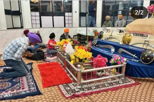 ਭੰਗੜੇ ਦੌਰਾਨ ਪੱਗ ਲਾਹ ਕੇ ਰੱਖਣ ਵਾਲੇ ਗੱਭਰੂ ਨੇ ਮੰਗੀ ਮਾਫੀ