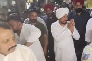 ਬਸਤੀ ਗੁਜ਼ਾਂ ‘ਚ ਸ੍ਰੀ ਗੁਰੂ ਰਵਿਦਾਸ ਜੀ ਦੇ ਮੰਦਿਰ ‘ਚ ਨਤਮਸਤਕ ਹੋਏ ਸਾਬਕਾ CM ਚੰਨੀ