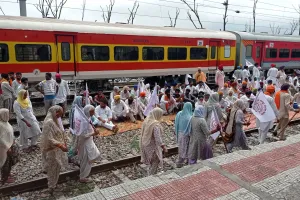 ਕਿਸਾਨ ਅੰਦੋਲਨ ਦੇ 33 ਦਿਨਾਂ ’ਚ ਰੇਲਵੇ ਨੂੰ ਪਿਆ ਕਰੋੜਾਂ ਦਾ ਘਾਟਾ