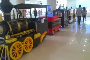 ‘Elante Mall’ ‘ਚ ਪਲਟ ਗਈ Toy Train, ਝੂਟੇ ਲੈ ਰਹੇ ਬੱਚੇ ਦੀ ਹੋ ਗਈ ਦਰਦਨਾਕ ਮੌਤ