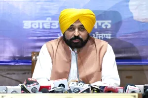 ਪੰਜਾਬ ਕੈਬਨਿਟ ਦੀ ਮੀਟਿੰਗ ਜਾਰੀ, ਵੱਖ-ਵੱਖ ਮੁੱਦਿਆਂ ‘ਤੇ ਹੋ ਰਹੀ ਵਿਚਾਰ-ਚਰਚਾ