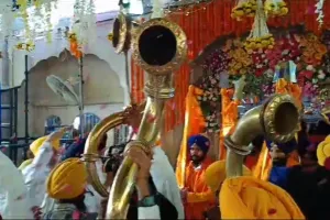 ਜੁਗੋ ਜੁਗ ਅਟੱਲ ਧੰਨ ਧੰਨ ਸ੍ਰੀ ਗੁਰੂ ਗ੍ਰੰਥ ਸਾਹਿਬ ਜੀ ਦੇ ਪਹਿਲਾ ਪ੍ਰਕਾਸ਼ ਪੁਰਬ ਅੱਜ, ਪੜ੍ਹੋ ਮੁੱਢ ਤੋਂ ਲੈਕੇ ਸੰਪੁਰਨਤਾ ਤੱਕ ਦਾ ਇਤਿਹਾਸ