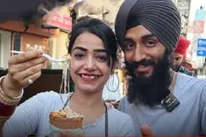 ਕੁੱਲੜ ਪੀਜ਼ਾ ਵਾਲੇ ਜੋੜੇ ਨੂੰ ਨਿਹੰਗ ਸਿੰਘਾਂ ਦੀ ਧਮਕੀ “ਵੀਡੀਓ ਪਾਉਣੀ ਹੈ ਤਾਂ ਪੱਗ ਉਤਾਰ ਕੇ ਰੱਖੇ ਸਹਿਜ ਅਰੋੜਾ