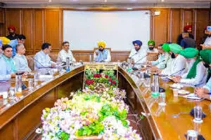 ਕਿਸਾਨ ਆਗੂ ਕਰਨਗੇ ਮੁੱਖ ਮੰਤਰੀ ਭਗਵੰਤ ਮਾਨ ਨਾਲ ਮੁਲਾਕਾਤ , ਰਿਹਾਇਸ਼ ਦਾ ਘਿਰਾਓ ਕਰਨ ਦੀ ਦਿੱਤੀ ਚੇਤਾਵਨੀ