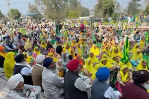 ਆਪਣੀਆਂ ਮੰਗਾਂ ਨੂੰ ਲੈ ਕੇ ਕਿਸਾਨ ਪੰਜਾਬ – ਹਰਿਆਣਾ ‘ਚ ਰੋਕਣਗੇ ਰੇਲਾਂ
