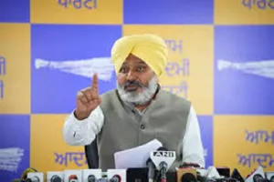” ਚੰਡੀਗੜ੍ਹ ਪੰਜਾਬ ਦਾ , ਇੱਕ ਇੰਚ ਵੀ ਨਹੀਂ ਦੇਵਾਂਗੇ “, ਹਰਿਆਣਾ ਦੀ ਵੱਖਰੀ ਵਿਧਾਨ ਸਭਾ ਮੁੱਦੇ ‘ਤੇ ਆਪ ਨੇ ਰਾਜਪਾਲ ਨਾਲ ਕੀਤੀ ਮੁਲਾਕਾਤ