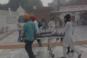 ਕੁੜੀ ਨੇ ਗੁਰਦੁਆਰਾ ਬਾਬਾ ਅਟੱਲ ਰਾਏ ਜੀ ਦੀ ਇਮਾਰਤ ਤੋਂ ਮਾਰੀ ਛਾਲ