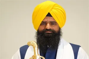 ਪਾਸਟਰ ਬਜਿੰਦਰ ਤੋਂ ਤੰਗ ਹੋਈਆਂ ਬੀਬੀਆਂ ਨੇ ਕੀਤੀ ਸ੍ਰੀ ਅਕਾਲ ਤਖ਼ਤ ਦੇ ਜਥੇਦਾਰ ਕੋਲ ਮਦਦ ਦੀ ਅਪੀਲ