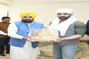 ਅਦਾਕਾਰ Sohail Khan  ਨੇ ਪੰਜਾਬ ਦੇ ਮੁੱਖ ਮੰਤਰੀ ਭਗਵੰਤ ਮਾਨ ਨਾਲ ਕੀਤੀ ਮੁਲਾਕਾਤ