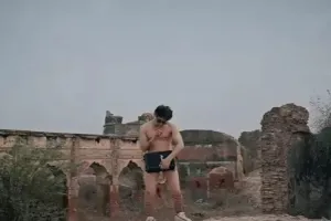 ਪੰਜਾਬੀ ਗਾਇਕ ਕੈਂਬੀ ਦੇ ਗਾਣੇ 'ਚ ਨਗਨ ਸੀਨ ,ਕਿਹਾ- 