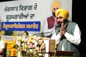 ਸੀਐਮ ਮਾਨ ਨੇ ਜੰਗਲਾਤ ਵਿਭਾਗ ਦੇ 942 ਕਰਮਚਾਰੀਆਂ ਨੂੰ ਸੌਂਪੇ ਨਿਯੁਕਤੀ ਪੱਤਰ 