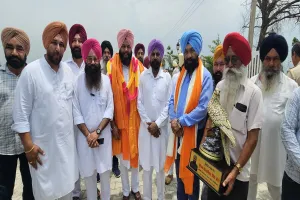 ਪ੍ਰੋਫੈਸਰ ਬੀਰ ਦਵਿੰਦਰ ਸਿੰਘ ਬੱਲਾਂ ਦੇ ਪੀ.ਸੀ.ਏ. ਐਪੈਕਸ ਕੌਂਸਲ ਦੇ ਮੈਂਬਰ ਬਣਨ ਤੇ ਹਲਕਾ ਵਿਧਾਇਕ ਦੀ ਅਗਵਾਈ ਹੇਠ ਹਲਕੇ ਦੀਆਂ ਪੰਚਾਇਤਾਂ ਵੱਲੋਂ ਵਿਸ਼ੇਸ ਸਨਮਾਨ