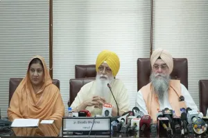ਪੰਜਾਬ ਵਿੱਚ ਧਾਰਮਿਕ ਗ੍ਰੰਥਾਂ ਦੀ ਬੇਅਦਬੀ 'ਤੇ ਜਲਦੀ ਹੀ ਬਣੇਗਾ ਕਾਨੂੰਨ , 15 ਮੈਂਬਰੀ ਕਮੇਟੀ ਜਨਤਾ ਤੋਂ  ਮੰਗੇਗੀ ਸੁਝਾਅ 