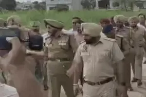 ਅੰਮ੍ਰਿਤਸਰ 'ਚ ਪੁਲਿਸ ਨੇ ਕੀਤਾ ਐਨਕਾਊਂਟਰ ..! ਦੋਸ਼ੀ ਨੇ ਖੁਦ ਨੂੰ ਮਾਰੀ ਗੋਲ਼ੀ 