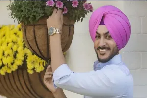ਪੰਜਾਬੀ ਗਾਇਕ ਰਾਜਵੀਰ ਜਵੰਦਾ ਦਾ ਦੇਹਾਂਤ; ਮ੍ਰਿਤਕ ਦੇਹ ਮੋਹਾਲੀ ਤੋਂ ਲੁਧਿਆਣਾ ਲਈ ਰਵਾਨਾ; ਅੰਤਿਮ ਸੰਸਕਾਰ ਕੱਲ੍ਹ