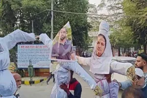 ਸਿੱਧੂ ਮੂਸੇਵਾਲਾ ਦੀ ਮਾਂ ਦਾ ਪੁਤਲਾ ਫੂਕਣ ਵਾਲਿਆ ਨੂੰ ਨੋਟਿਸ ,15 ਦਿਨਾਂ ਦਾ ਦਿੱਤਾ ਗਿਆ ਸਮਾਂ 